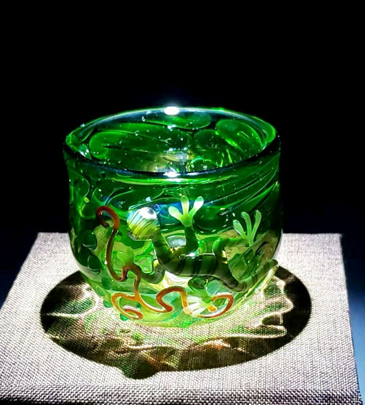 Lizard in Emerald Wild Cup