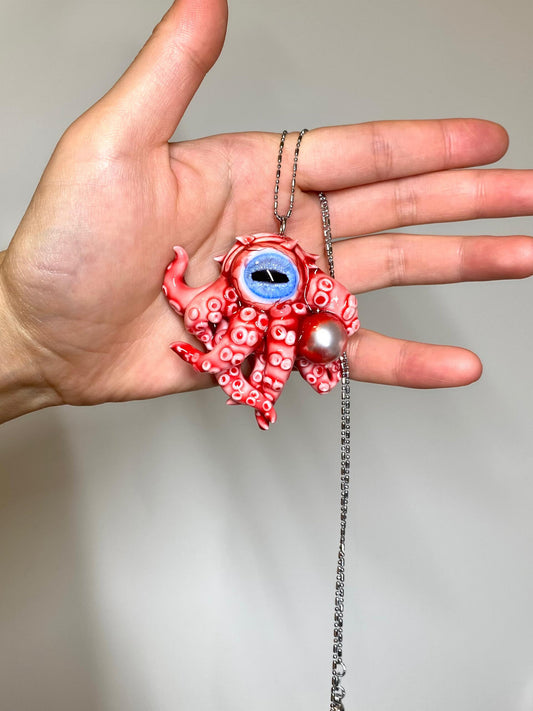 Crimson Zhang  Single Eye