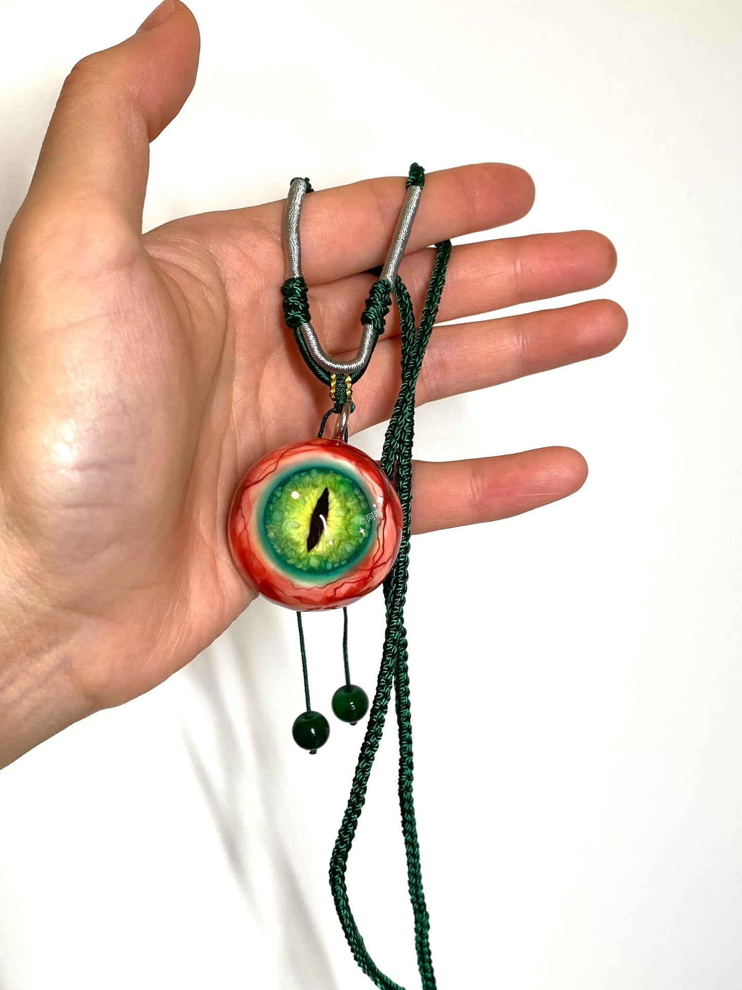 Azure Eye Hunting Shadow