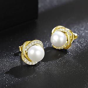 d728ed50-5b86-41a4-b183-b10d9608a151